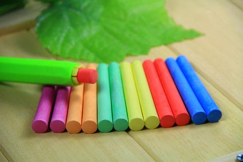 标准光源箱监控彩色粉笔的品质